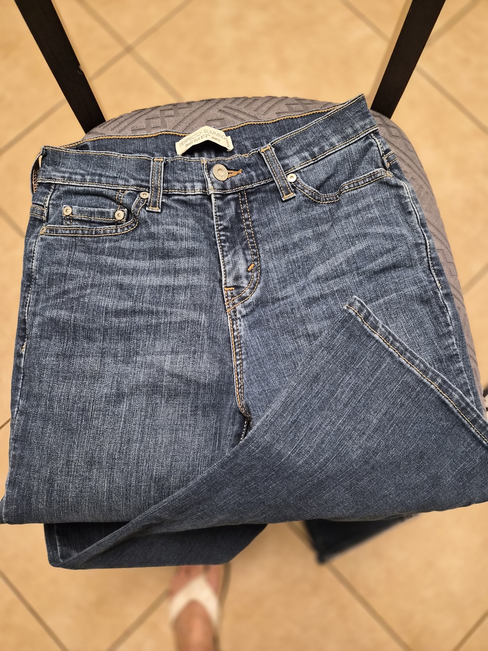 Levi's Perfectly Slimming Women's Blue Bootcut Jeans